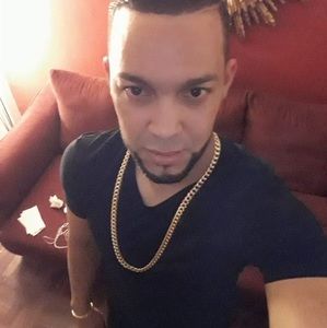 Meet your Posher, Antony